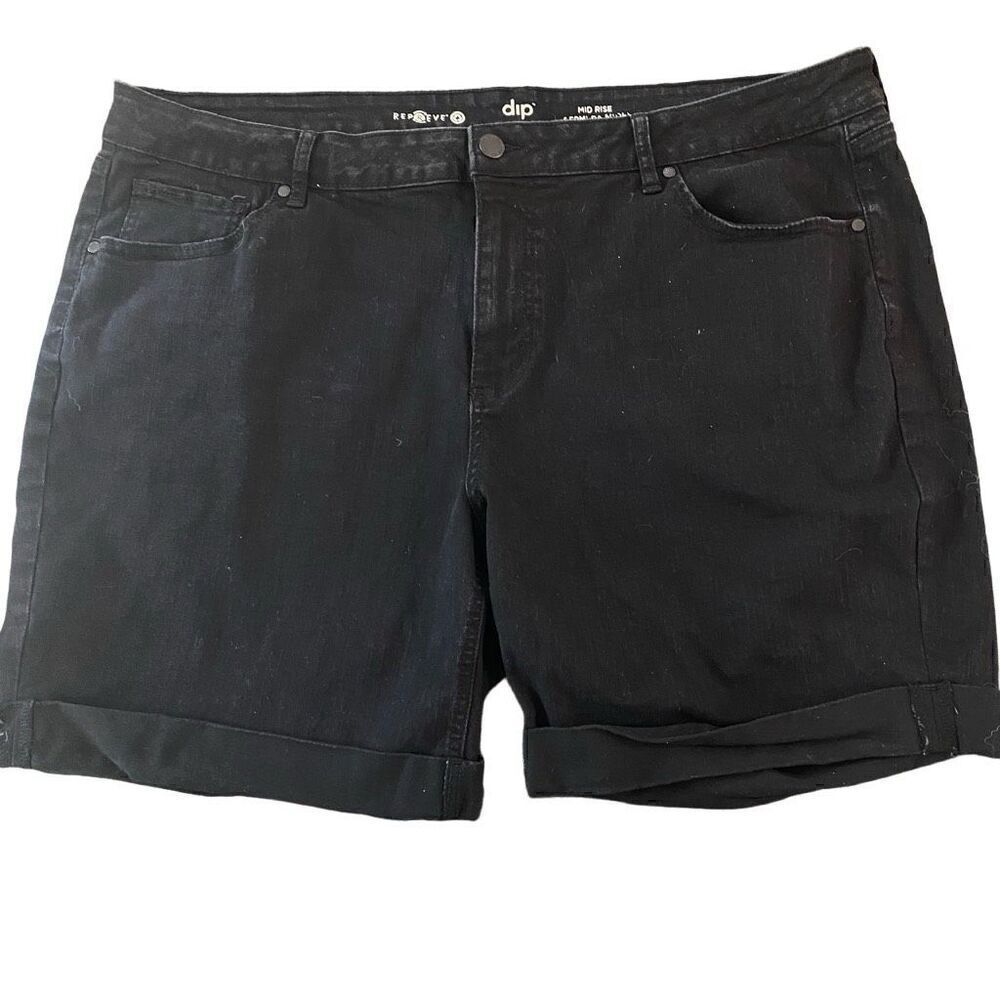 DIP reproach mid rise Bermuda shorts plus size 24W black